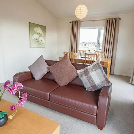 Westholme Lodges